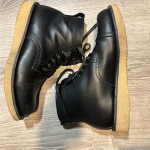 Broken Homme Classic Black Leather Chukka Boots